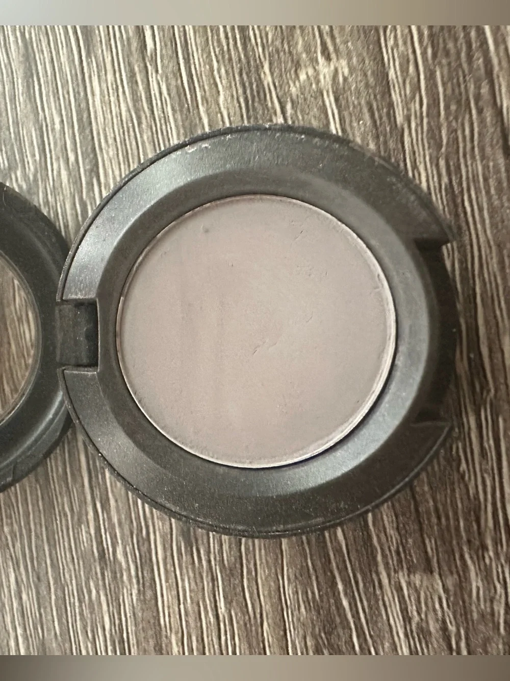 MAC Cosmetics Matte Eyeshadow in Taupe